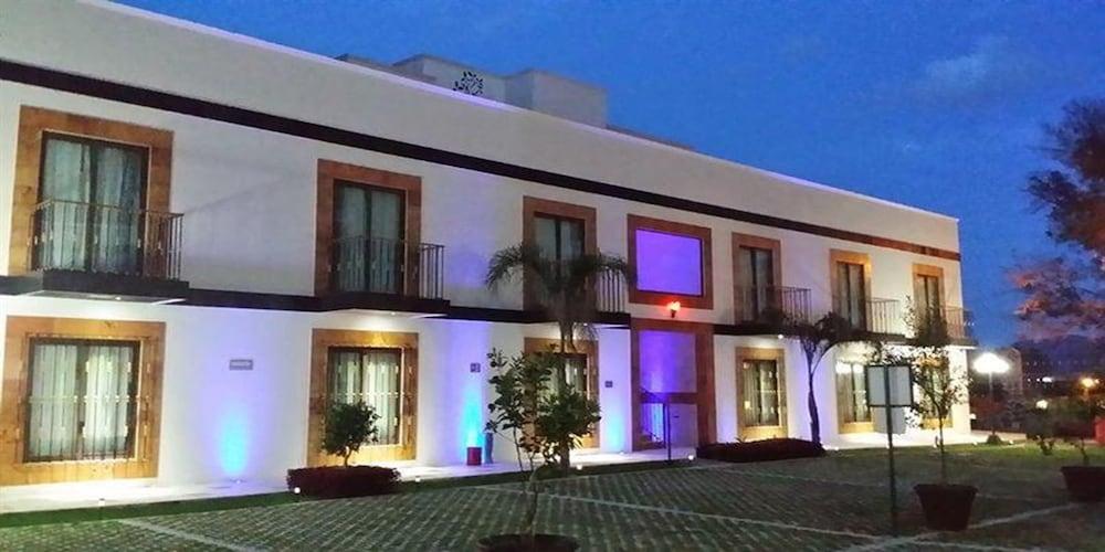 Soleil Inn Atlixco Extérieur photo